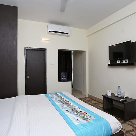 Oyo Stellar Resort Bhubaneswar Exterior foto