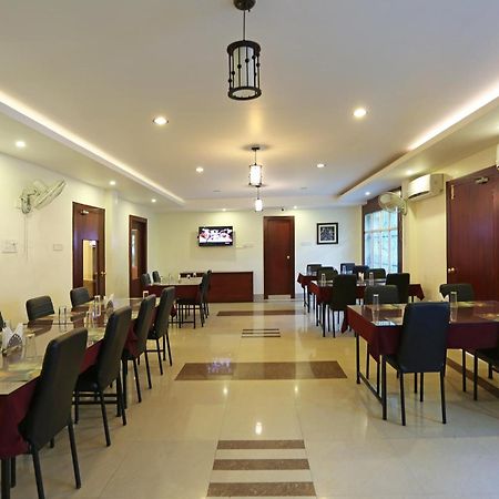 Oyo Stellar Resort Bhubaneswar Exterior foto