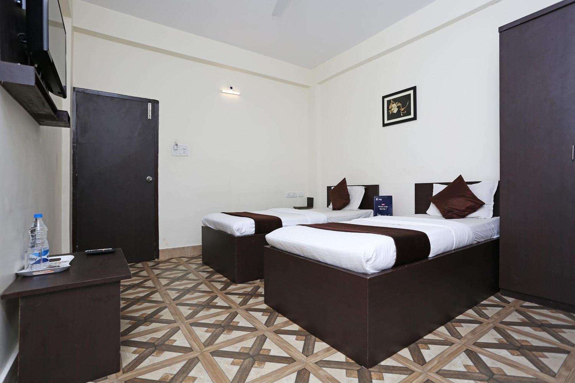 Oyo Stellar Resort Bhubaneswar Exterior foto