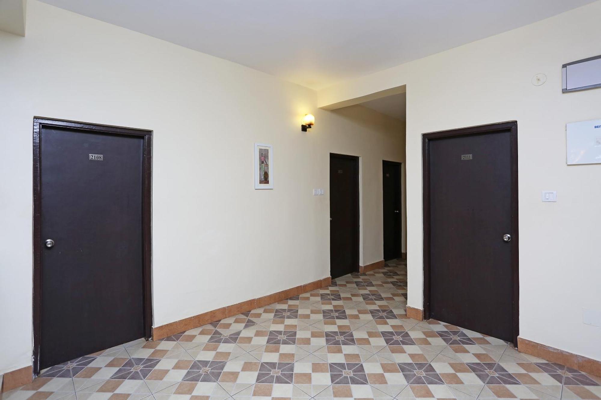 Oyo Stellar Resort Bhubaneswar Exterior foto